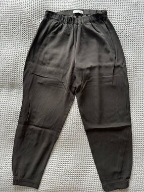 Aritzia Babaton Dexter Pant – Olive Green – XS